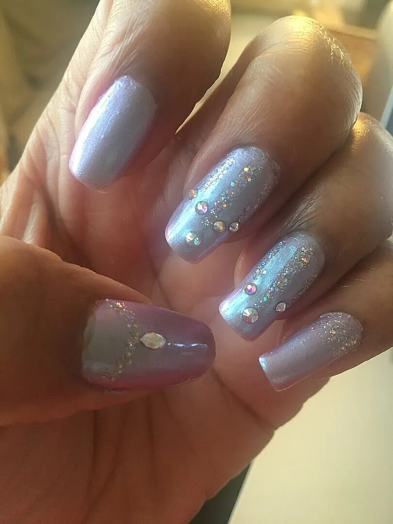 Nails Inc Sparkle Like A Unicorn neglelakk duo glitter