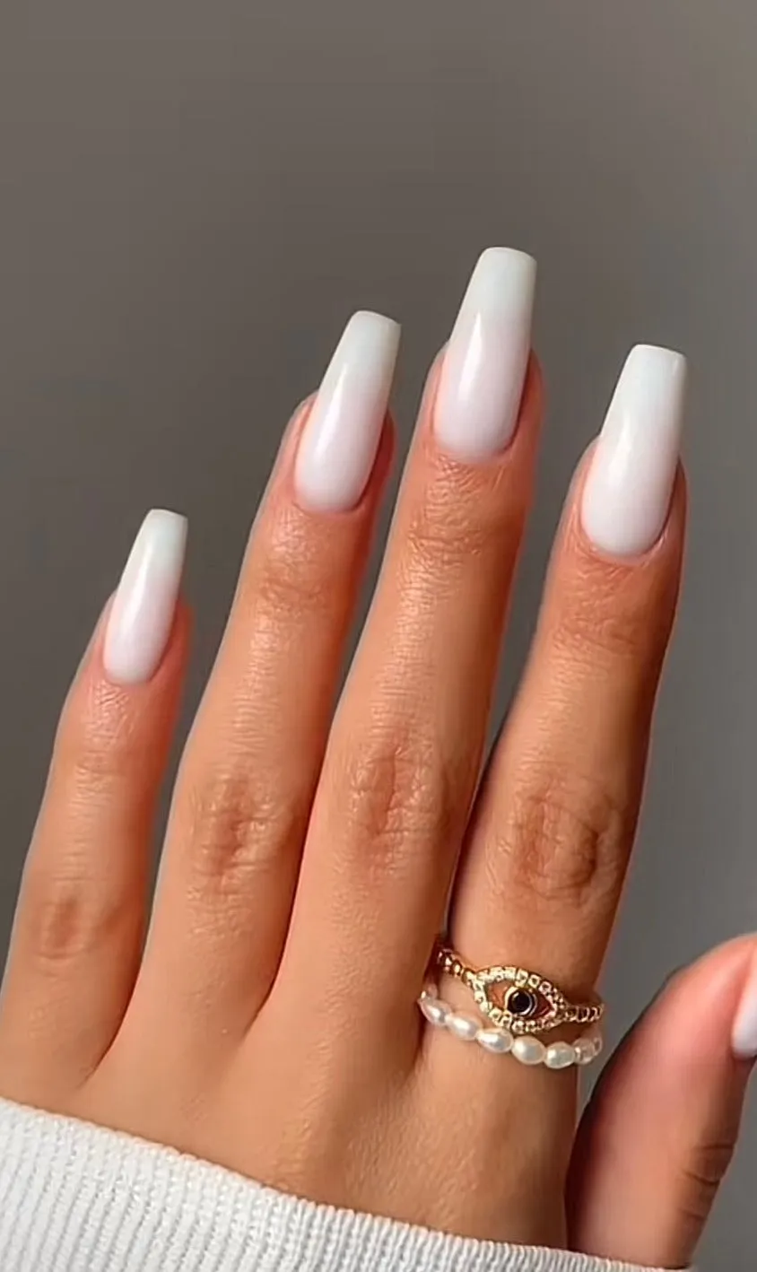 Light Elegance Boomer White JimmyGel builder base melkehvit