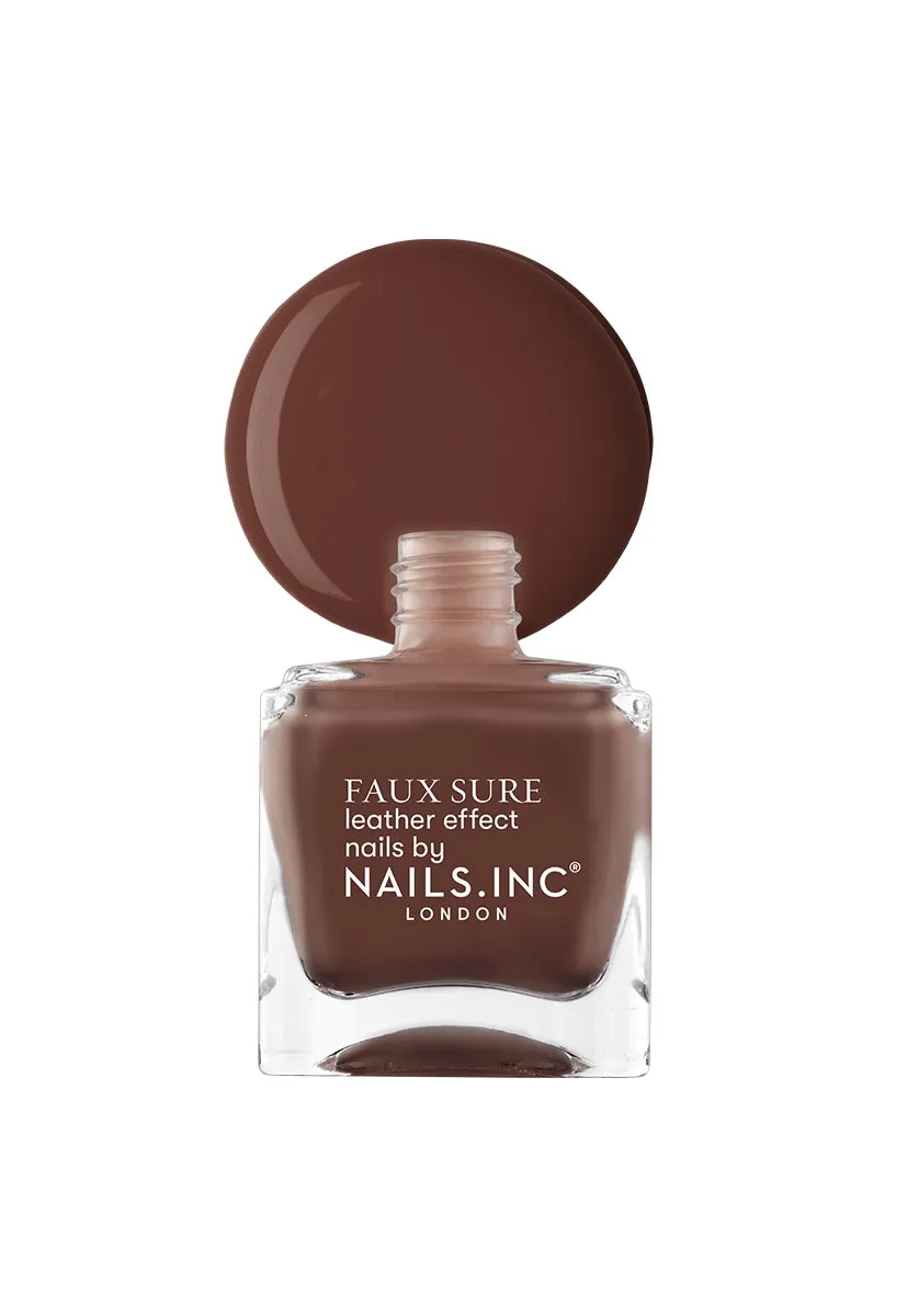 Nails Inc London Leather Effect Faux Sure neglelakk brun matt