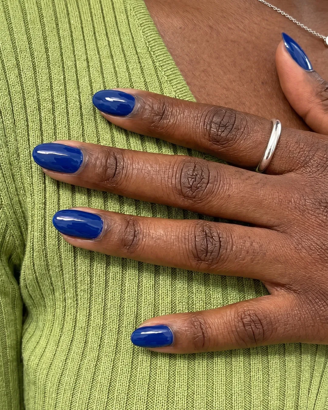The Gel Collection Gel Polish 165 Deep End gellakk blå