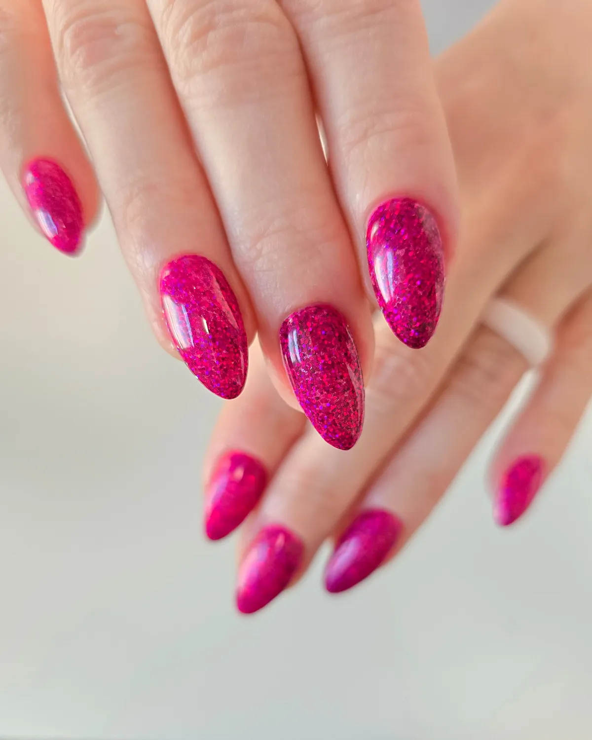 Light Elegance It's Wine Time glitter gel 10 ml fuchsia