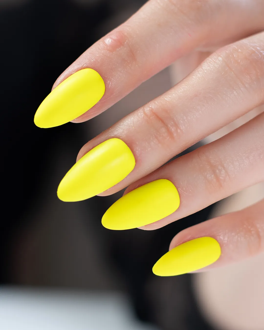 Light Elegance P+ Psychedelic gellakk 10 ml neon gul