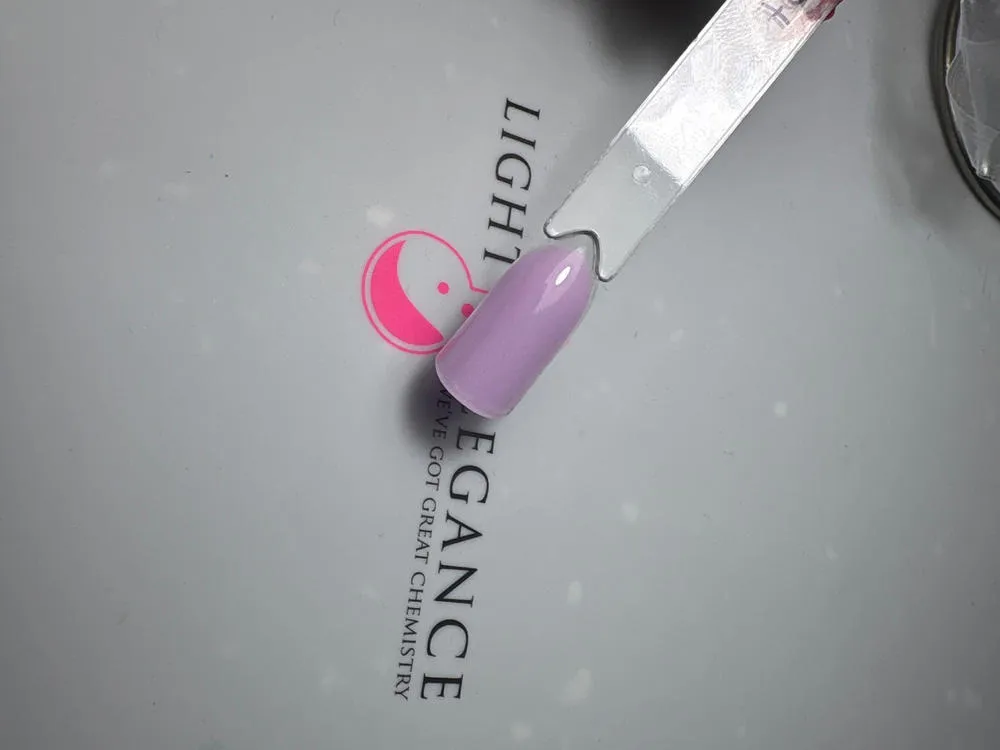 Light Elegance P+ Soft Serve gellakk 10 ml pastell-lilla