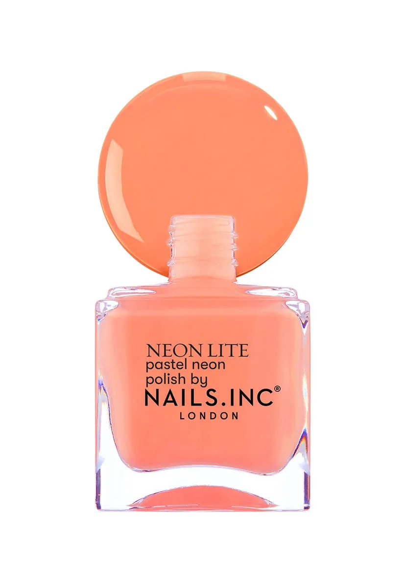 Nails Inc Neon Lite Brighton Grove neglelakk neon oransje