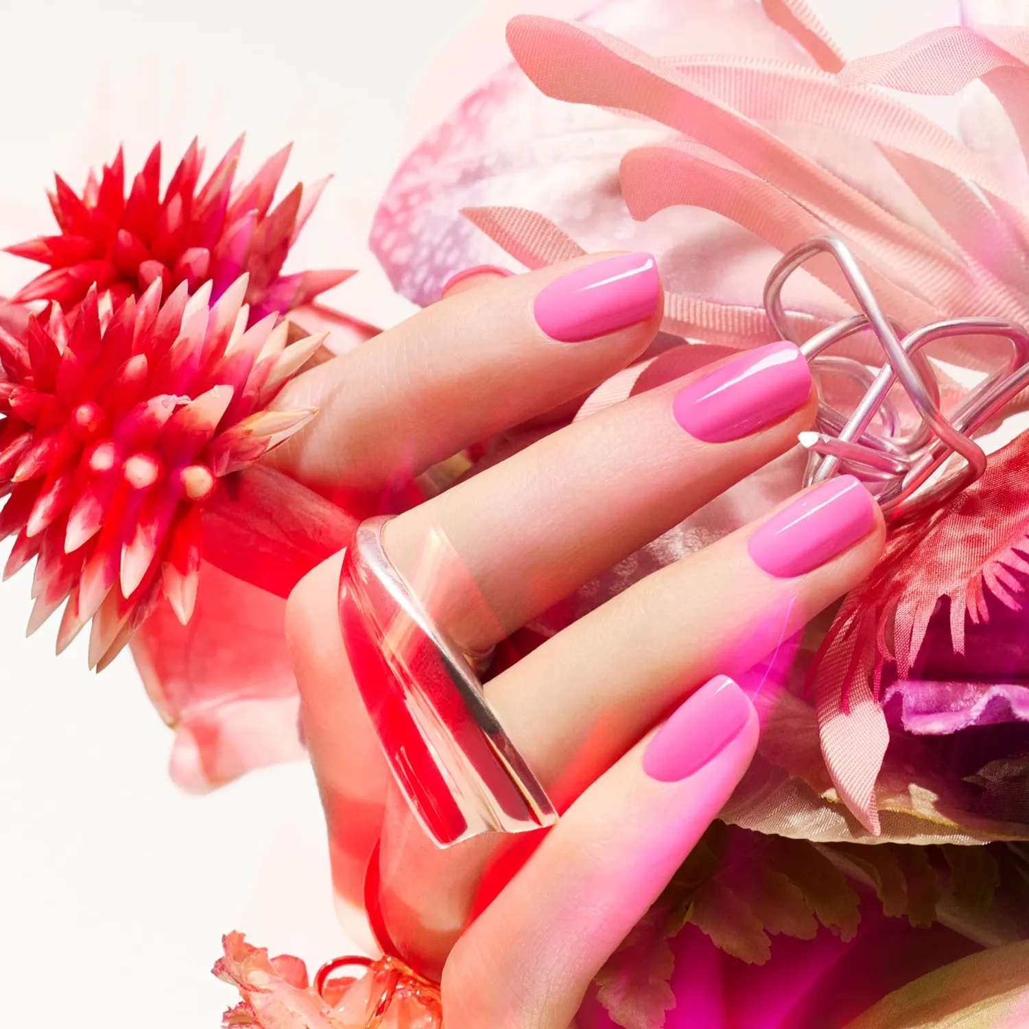 Manucurist Green Flash Bloom gel polish neonrosa opak