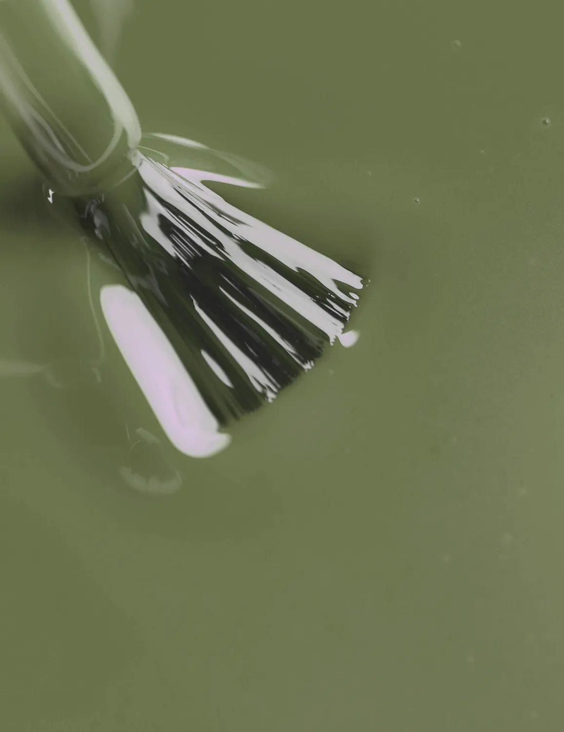 Le Mini Macaron Serene Green gellakk olivgrønn 8,5 ml