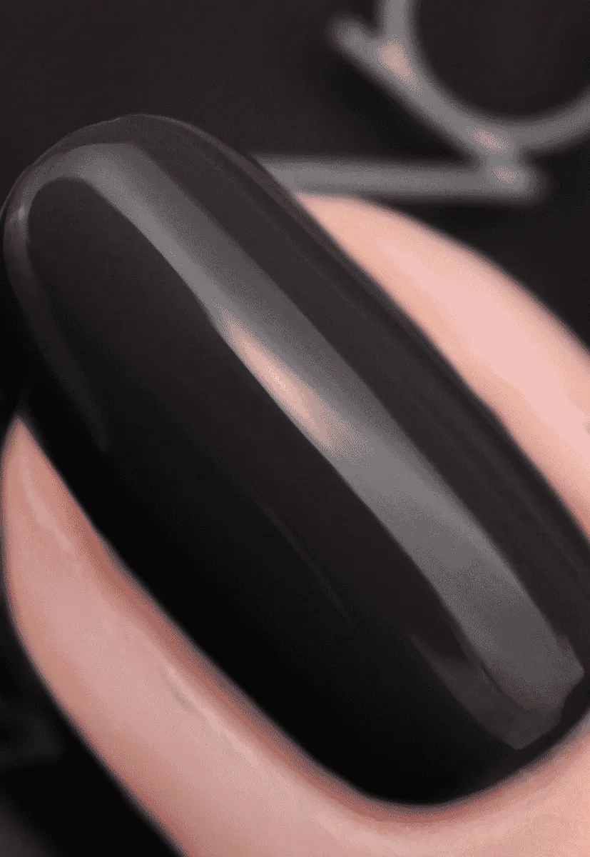 Nails Inc Black Taxi neglelakk gel-effekt svart