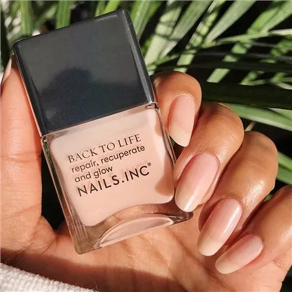 Nails Inc Back To Life neglekur forsterkende nude pleie