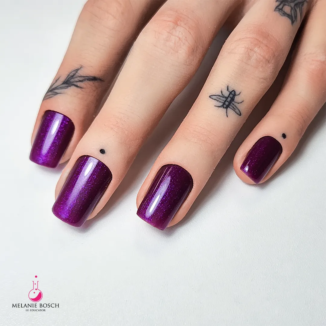 Light Elegance ButterCream So Dramatic! gellakk 5ml lilla shimmer