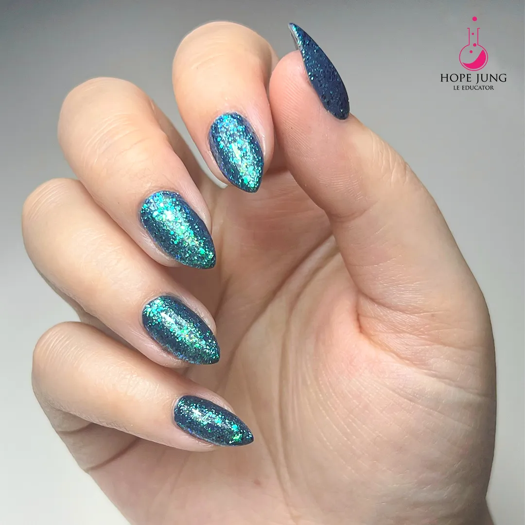 Light Elegance P+ Standing Ovation glitter gel polish 10 ml aqua