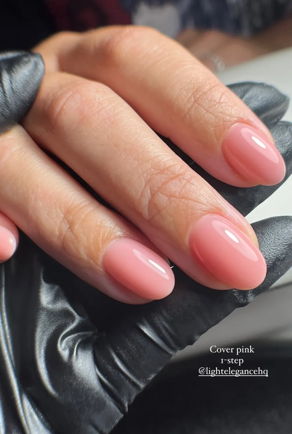 Light Elegance Lexy Line Cover Pink byggegel 10 ml 1-Step