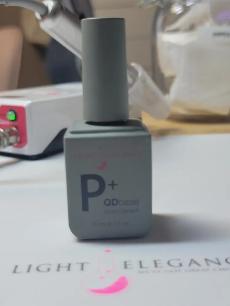 Light Elegance P+ QDbase base coat 10 ml soak-off