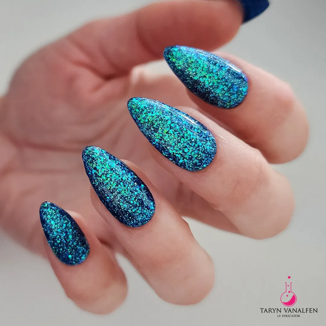 Light Elegance P+ Standing Ovation glitter gel polish 10 ml aqua