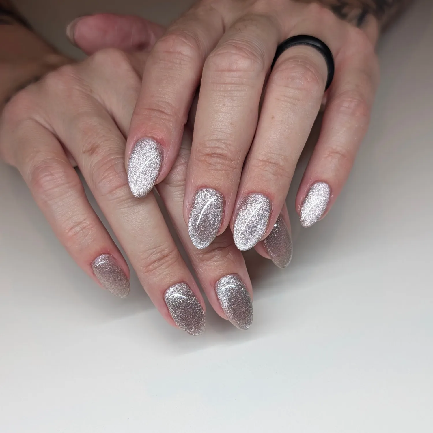 Light Elegance P+ Ice Kitty gelelakk 10 ml sølv cateye