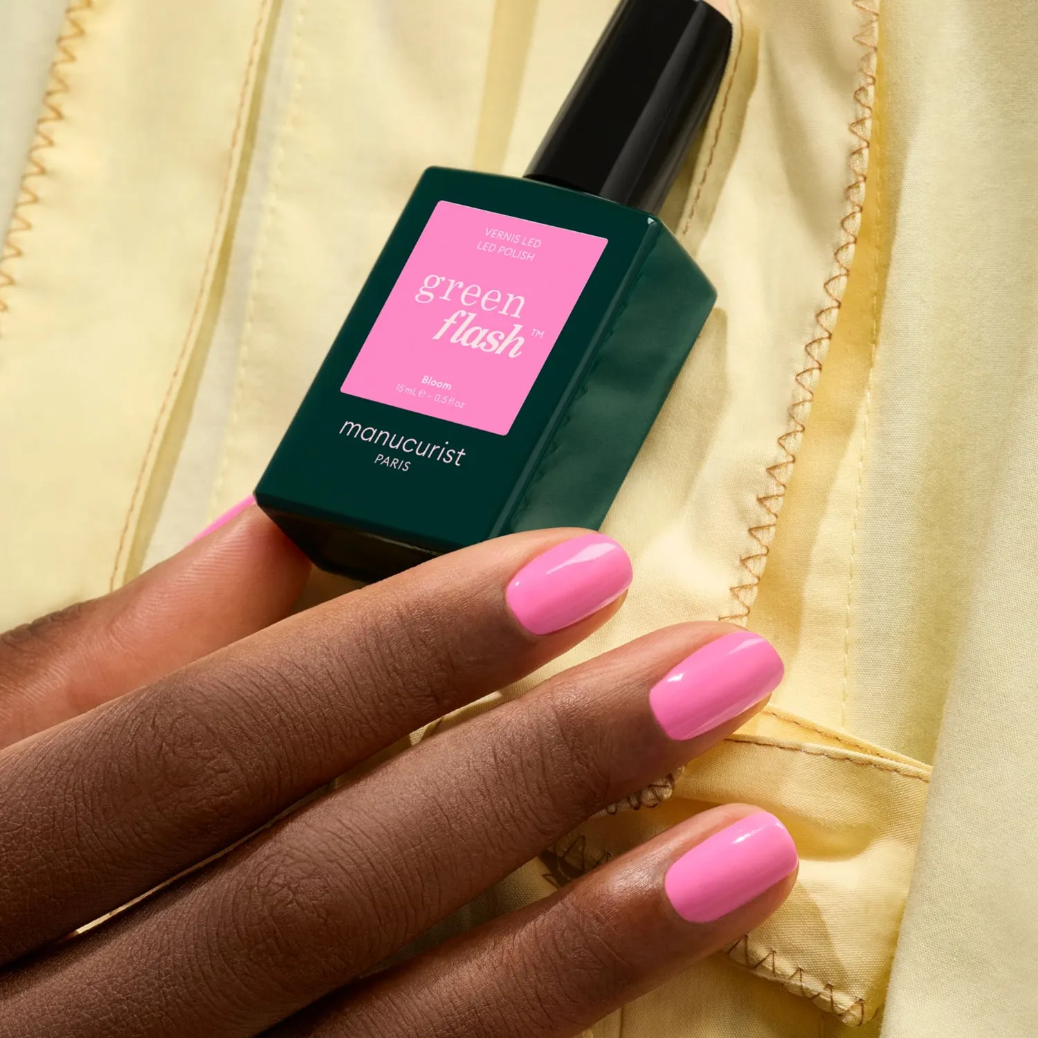 Manucurist Green Flash Bloom gel polish neonrosa opak