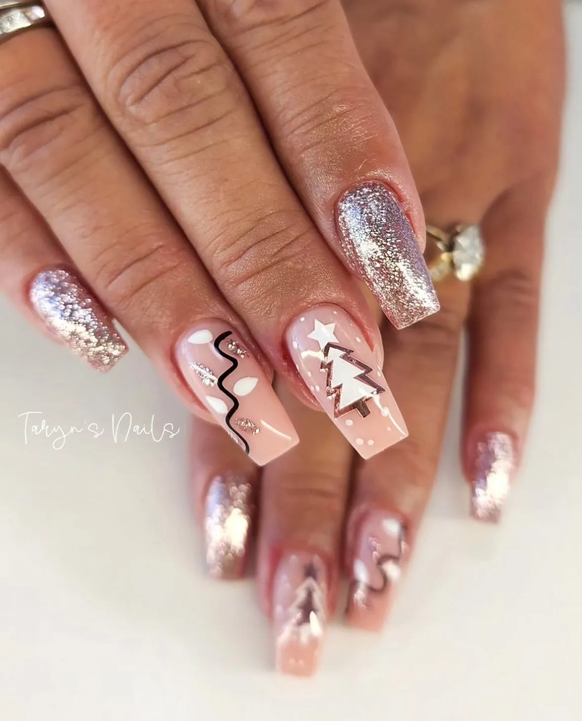 Light Elegance ButterBling Pink Champagne gel neglelakk roségull