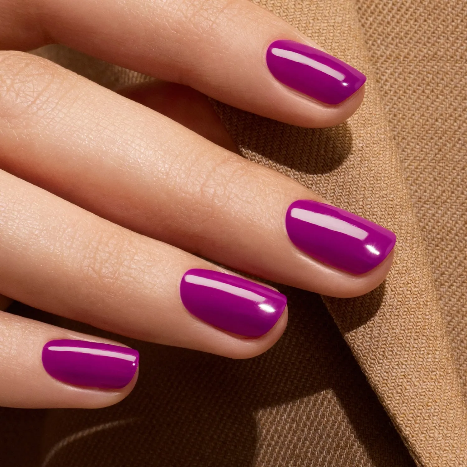 Manucurist Green Flash Fizz gellakk lilla magenta