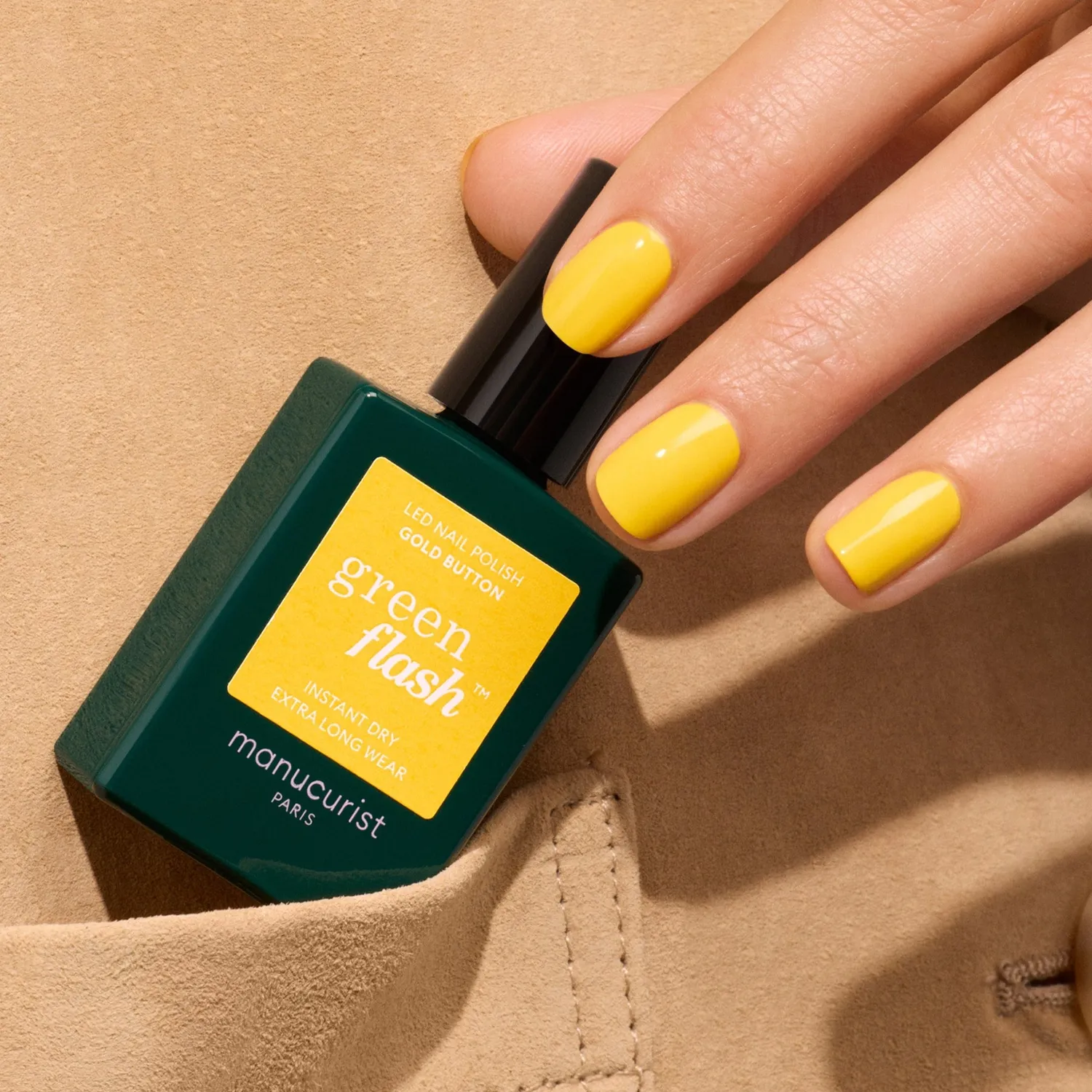 Manucurist Gold Button Green Flash gellakk gul
