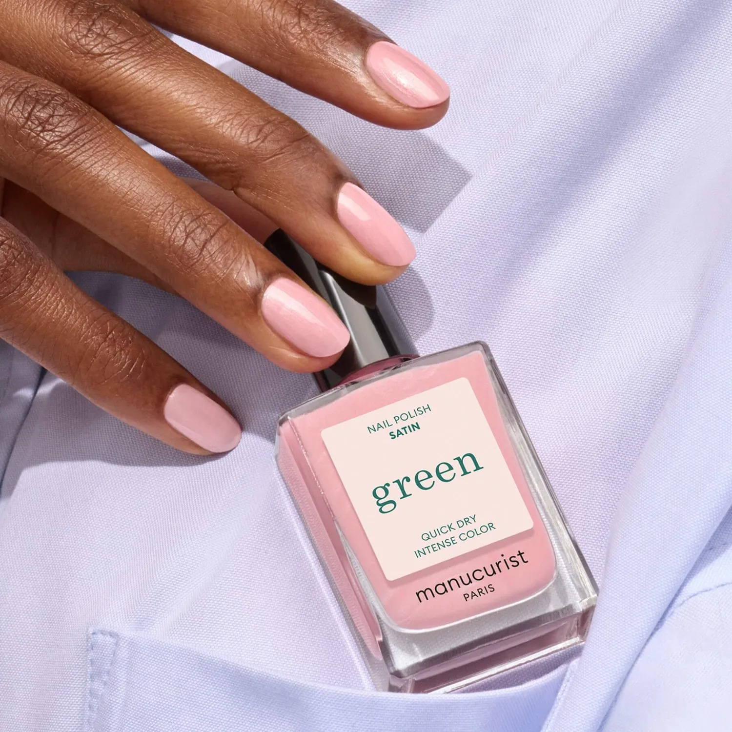 Manucurist Green Satin neglelakk perlemor rosa