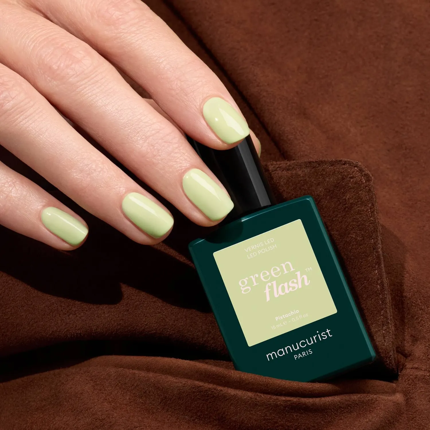 Manucurist Green Flash Pistachio gel neglelakk lysegrønn