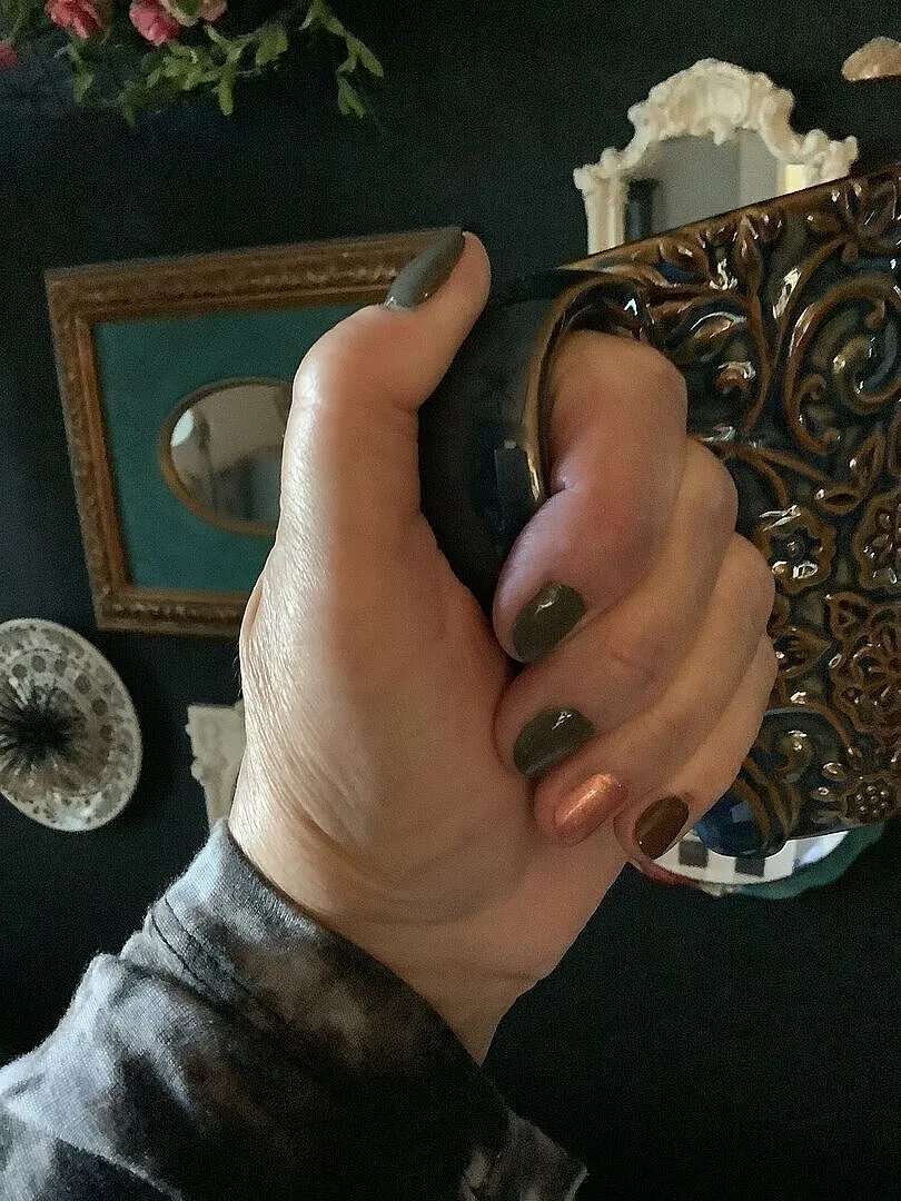 Nails Inc Plant Power base coat plantebasert vegansk