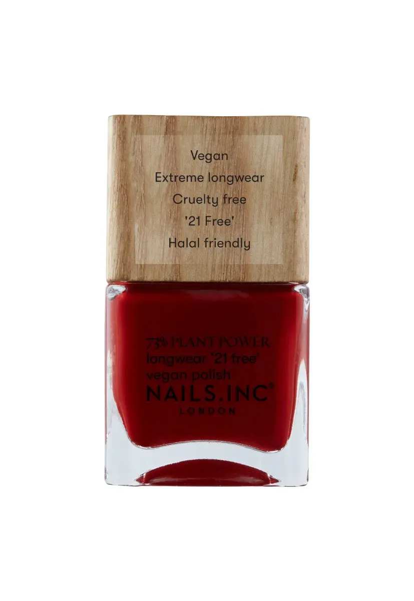 Nails Inc Plant Power Swear By Salutation neglelakk rød