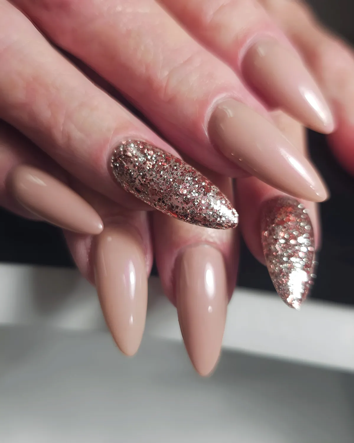 Light Elegance P+ I'm Sensitive gellakk 10 ml rosa shimmer
