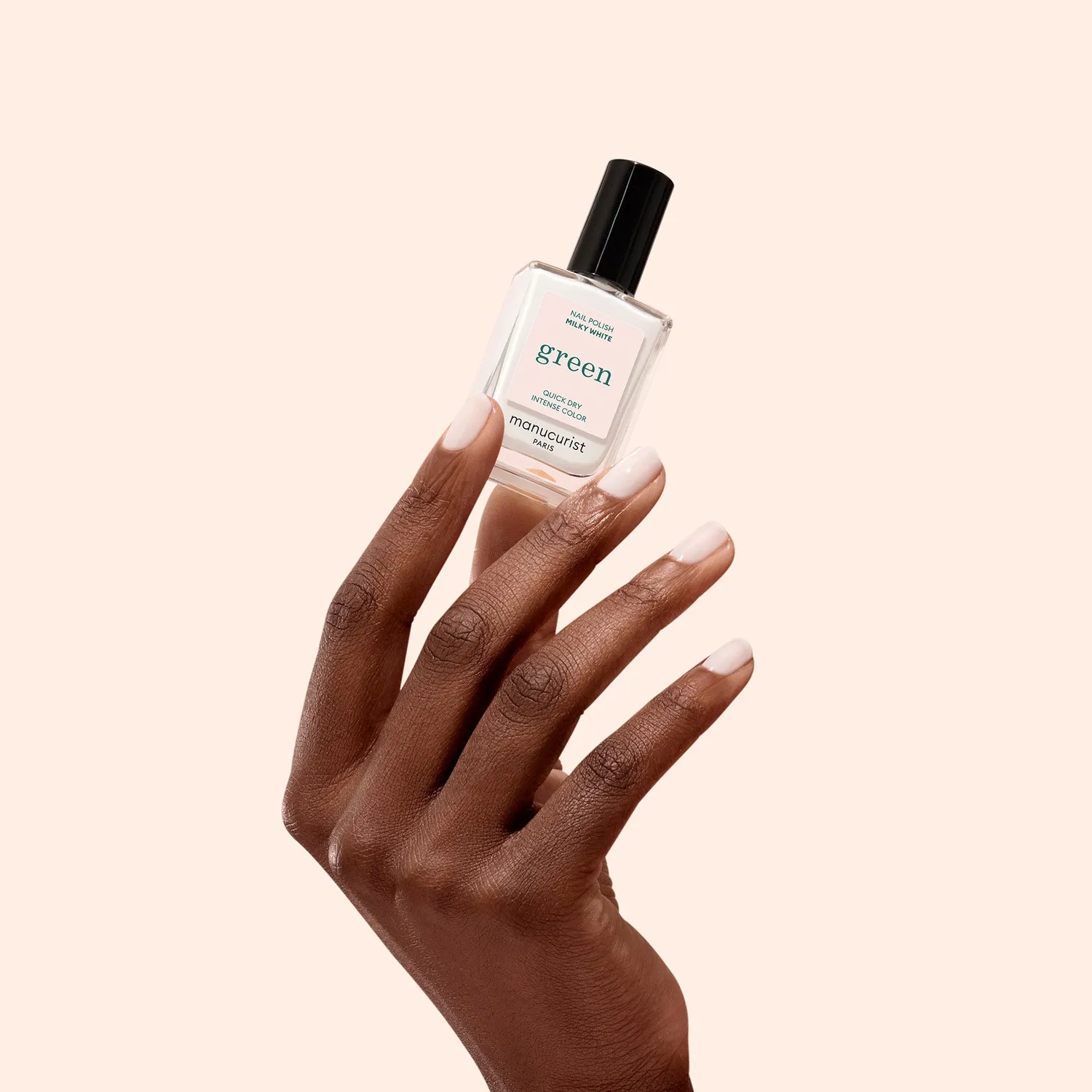 Manucurist Green Milky White neglelakk melkehvit