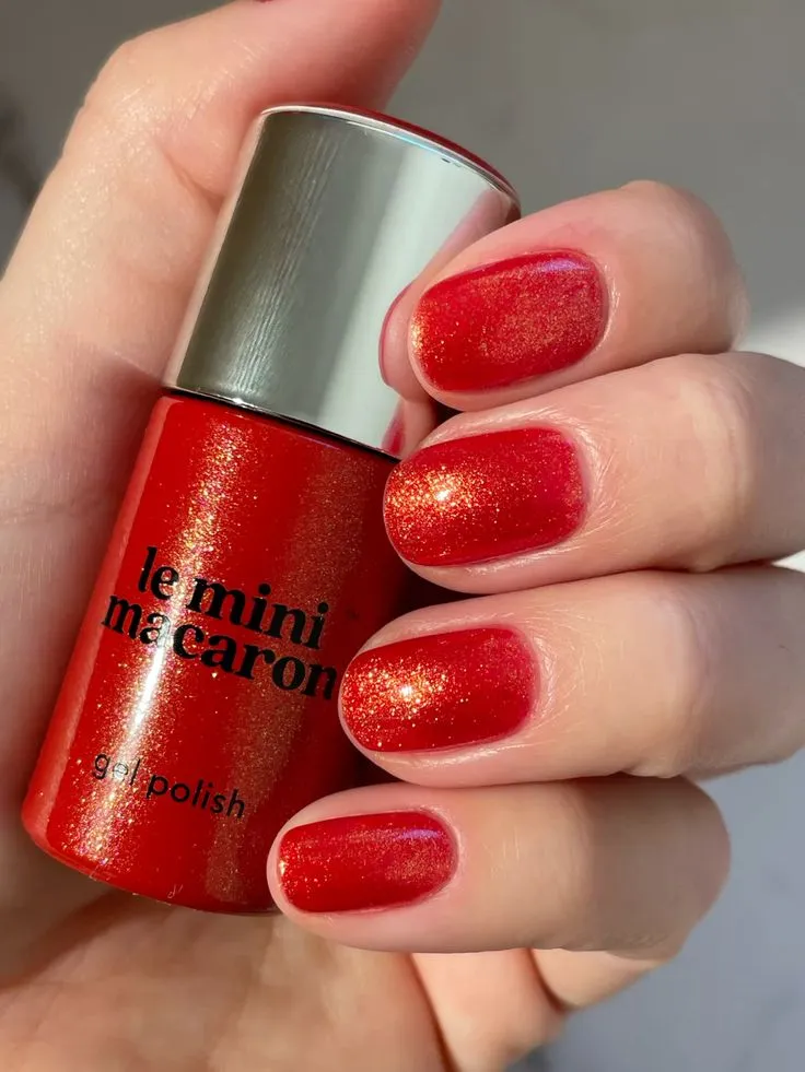 Le Mini Macaron Lucky Red gellakk 8,5 ml rød glitter