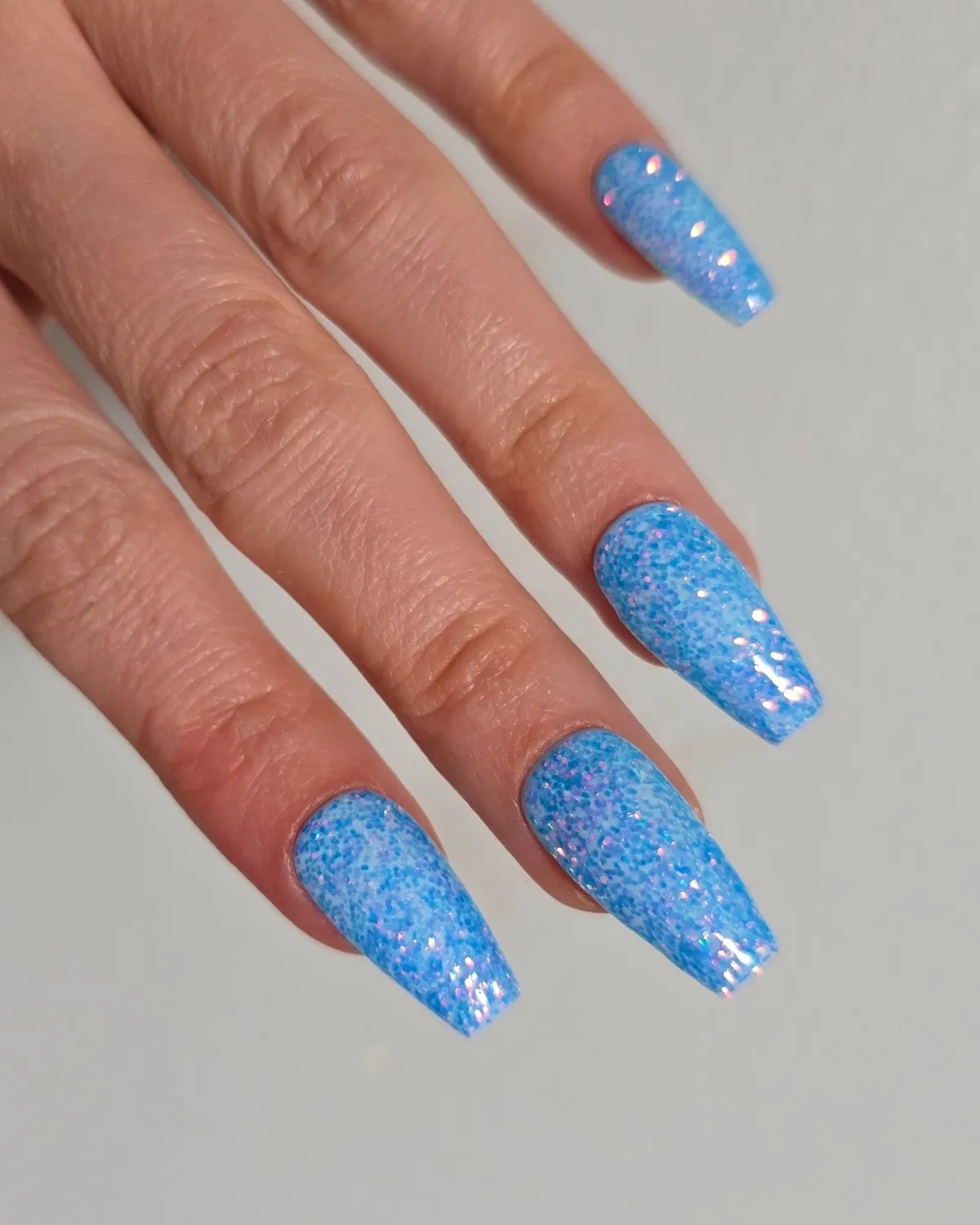 Light Elegance P+ Poor Decisions glitter gellakk 10 ml blå