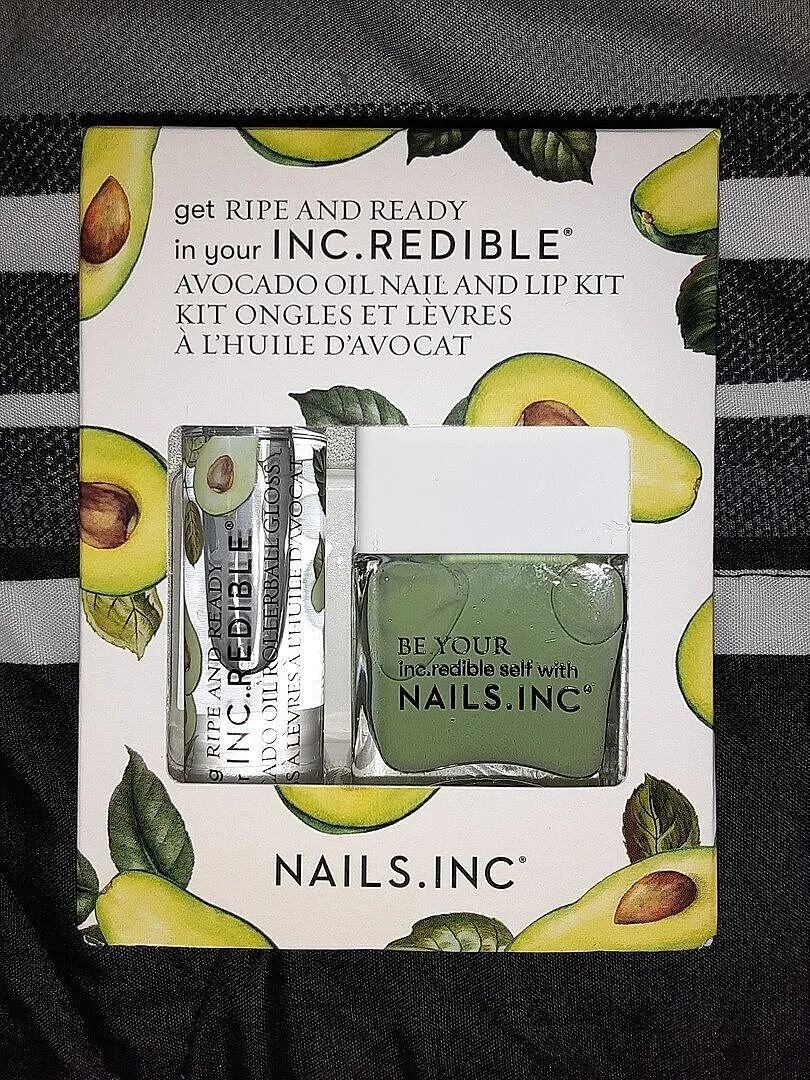 Nails Inc Ripe and Ready neglelakk og leppe duo grønn
