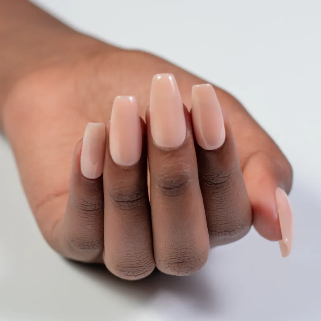 Light Elegance Lexy Line Delicate Peach byggjegel 10 ml ferskenrosa
