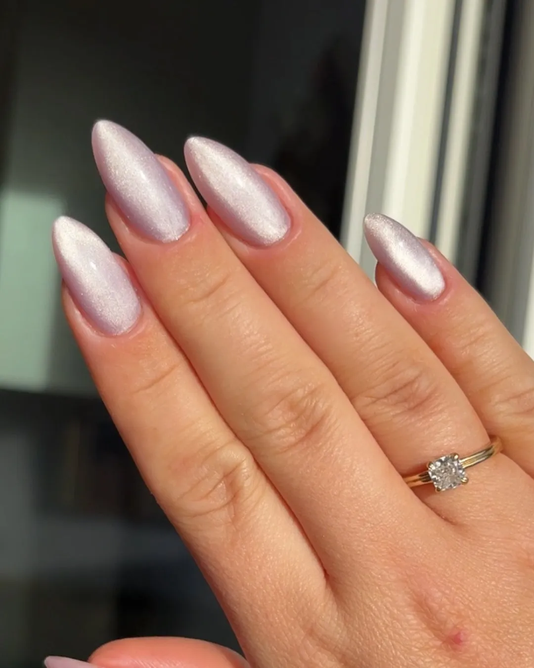 The Gel Collection 264 Own The Night gel polish cat eye lilla