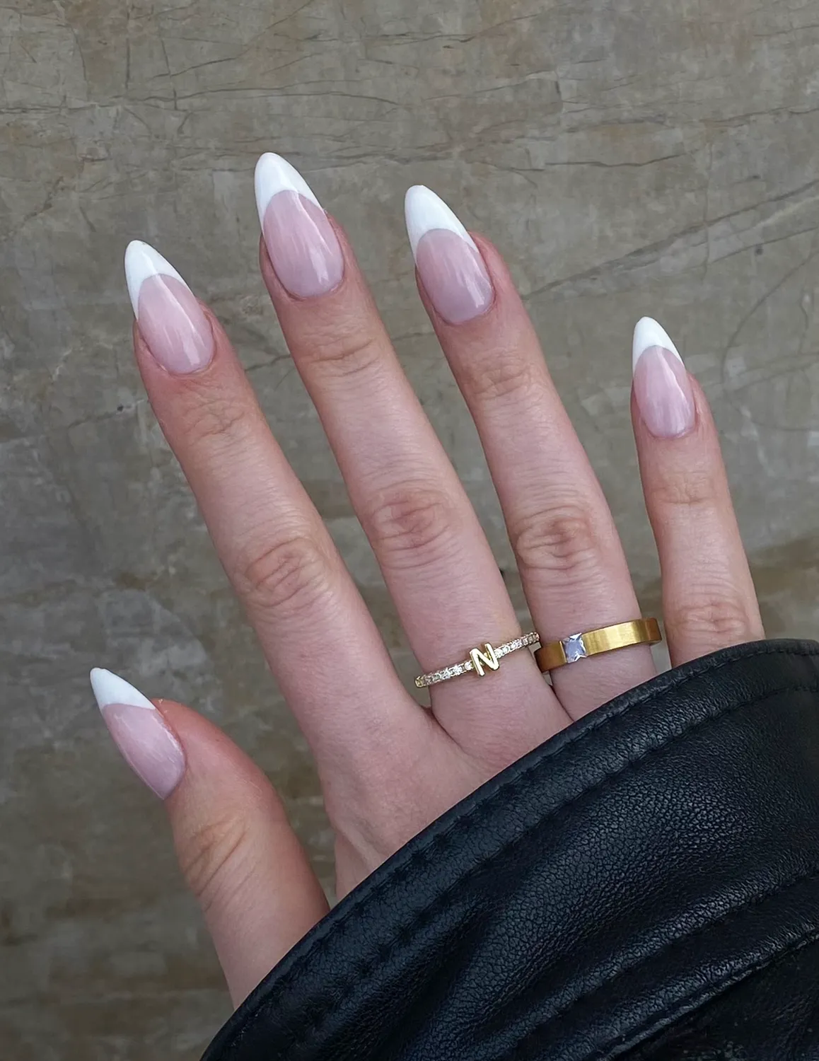 Le Mini Macaron Le Gel Nail Tips medium almond