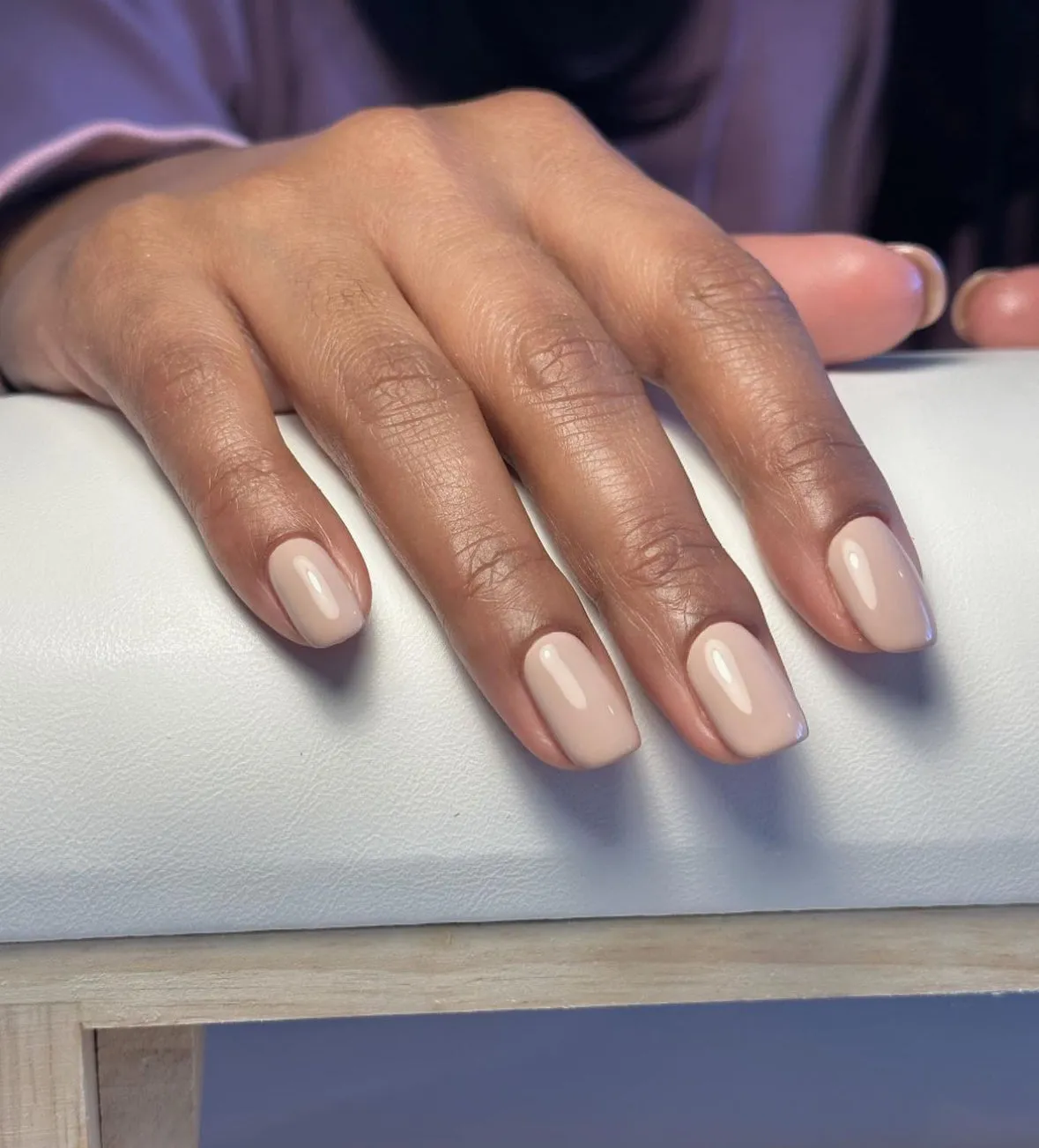 Light Elegance ButterCream Nude with Attitude fargegel nude