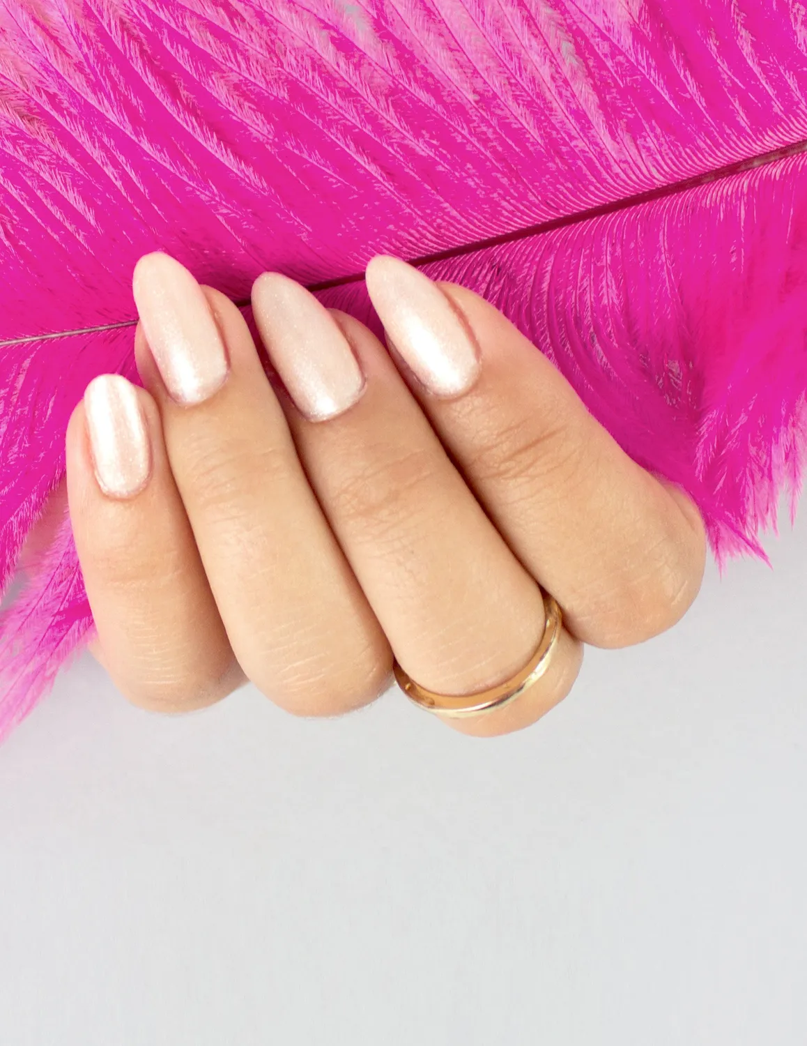 Le Mini Macaron Prosecco Glow gellakk 8,5 ml nude glitter