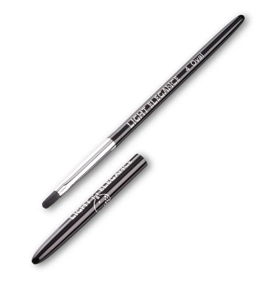 Light Elegance #4 Oval Bling Brush neglepensel