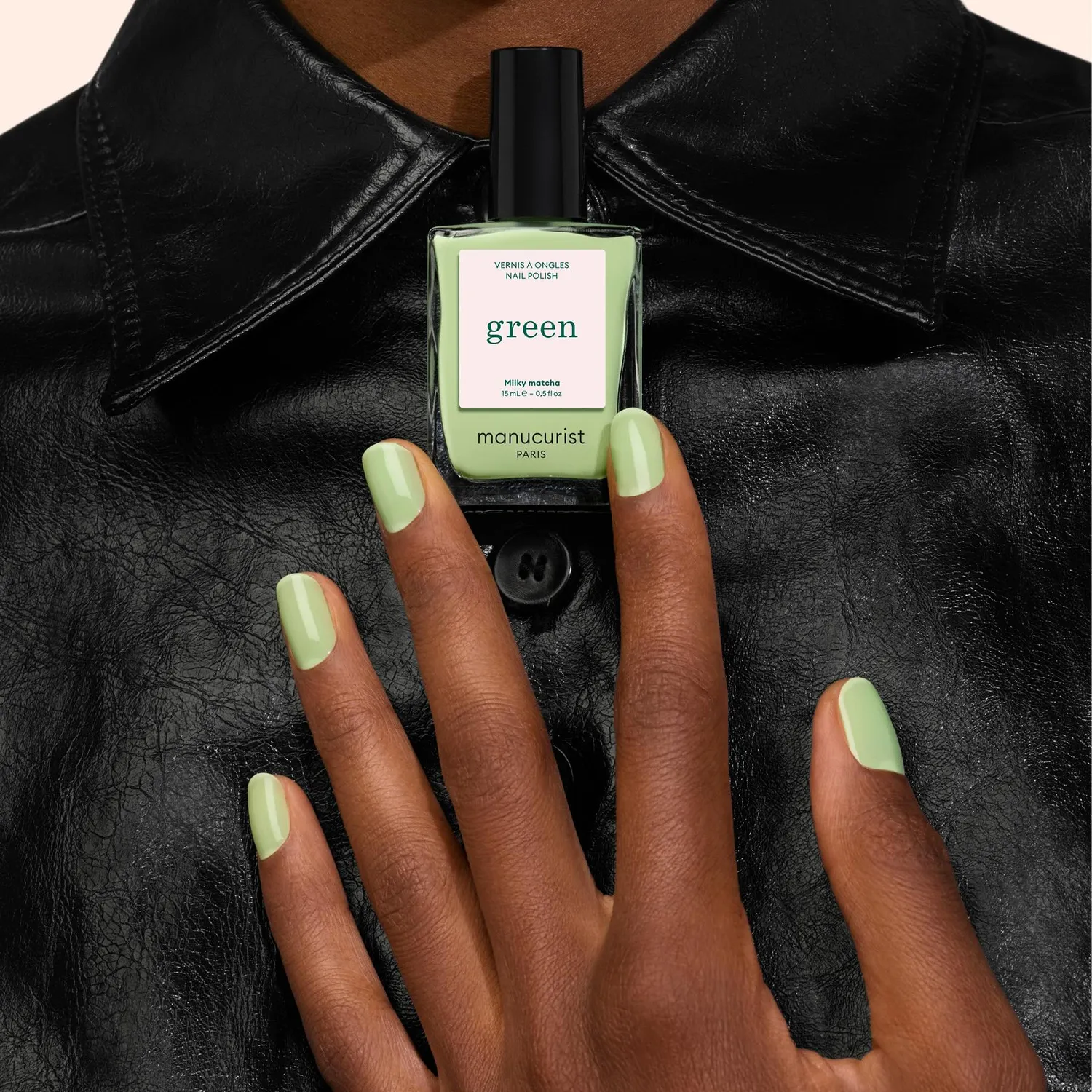 Manucurist Green Milky Matcha neglelakk grønn