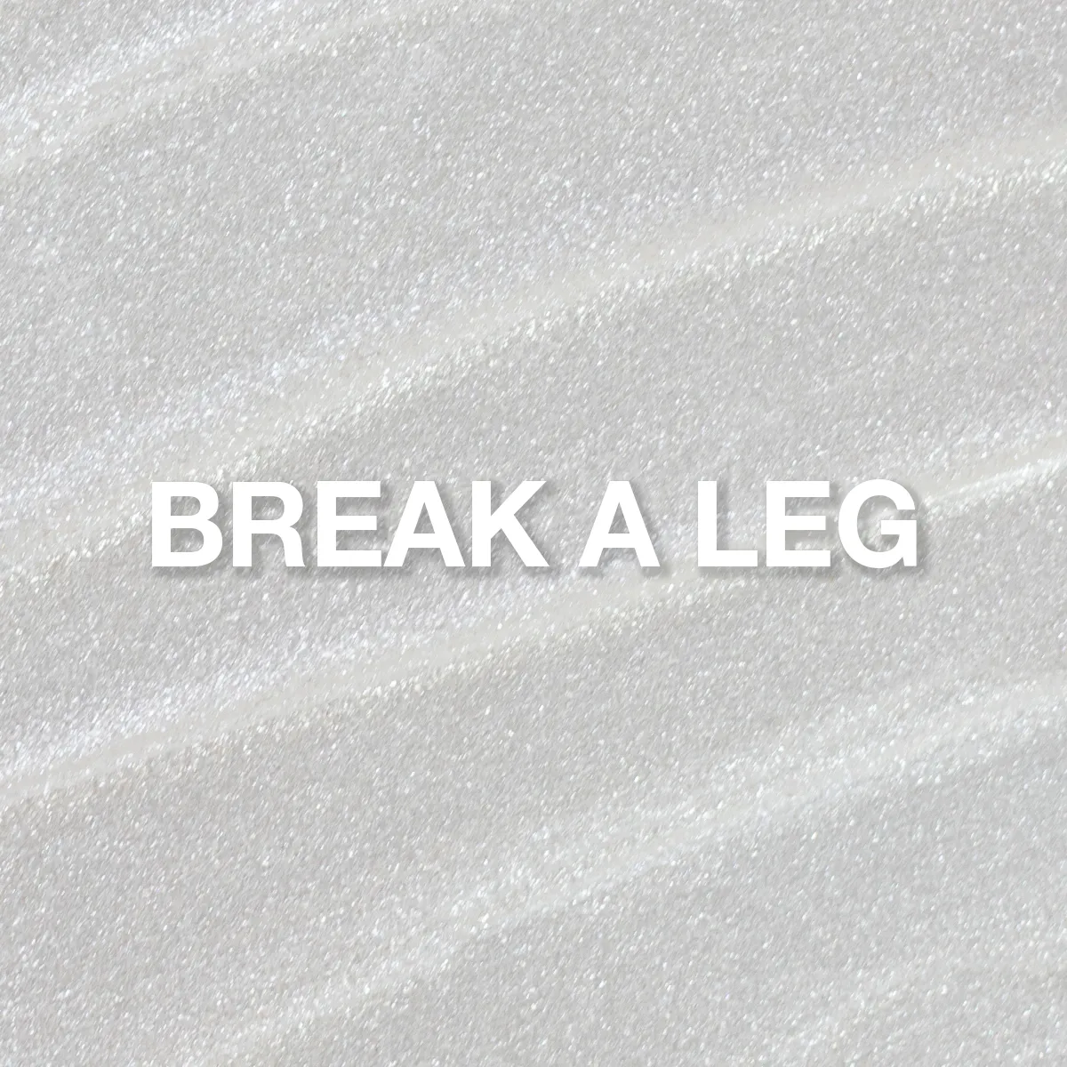 Light Elegance Break a Leg ButterCream fargegel hvit shimmer