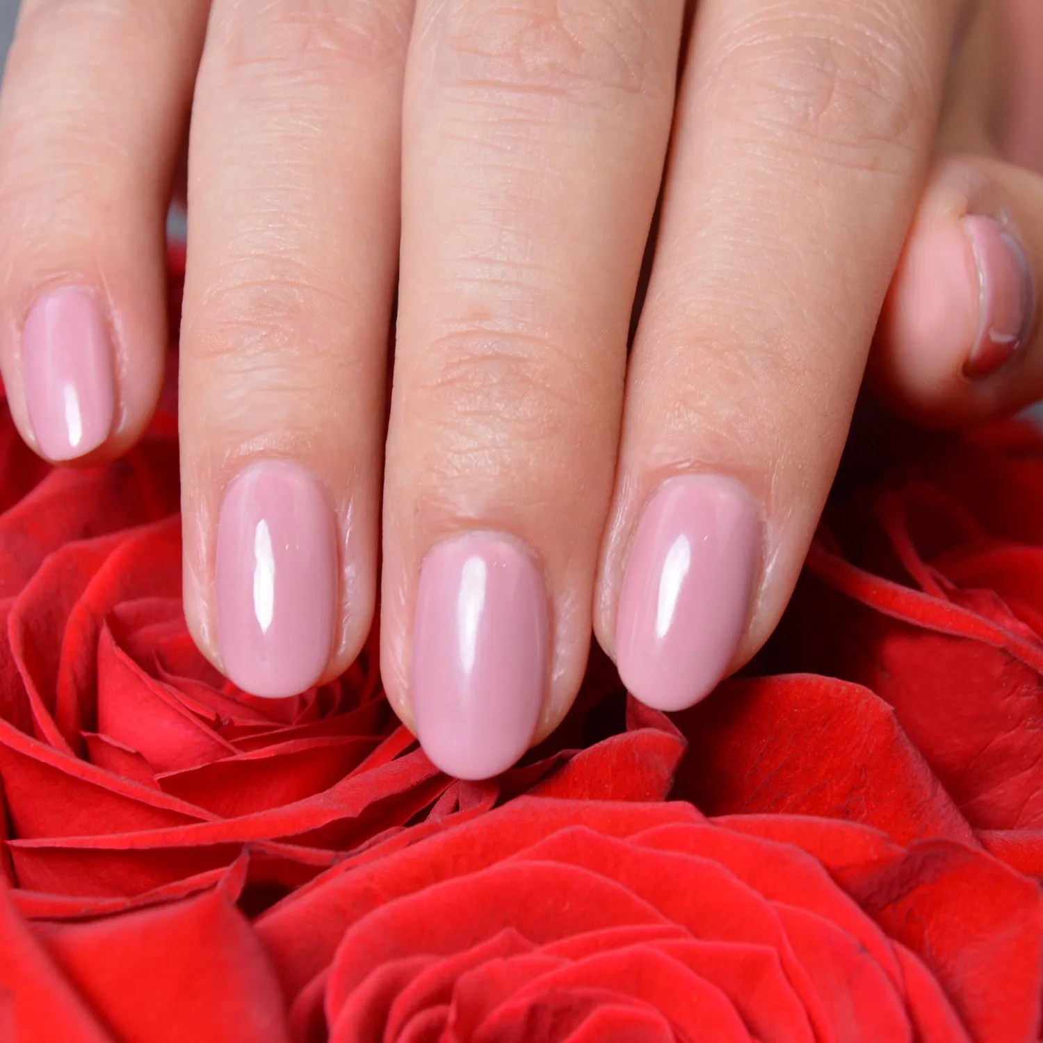 Le Mini Macaron Rose Antique gellakk 8,5 ml støvrosa