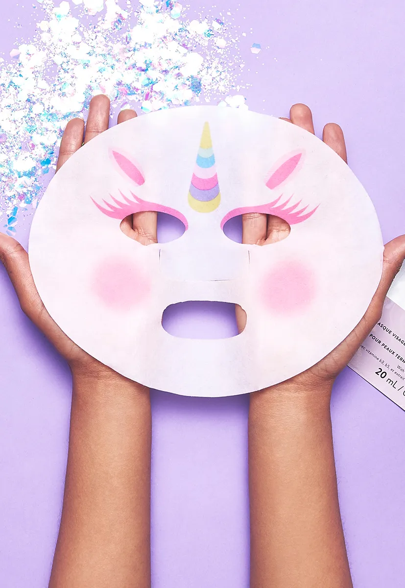 Nails Inc London Sparkle Like A Unicorn ansiktsmaske glød