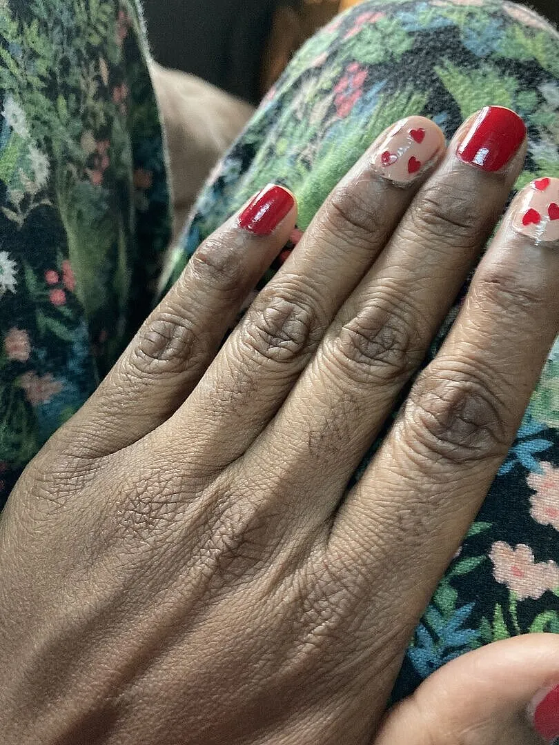 Nails Inc Loving In London glittertopper hjerte