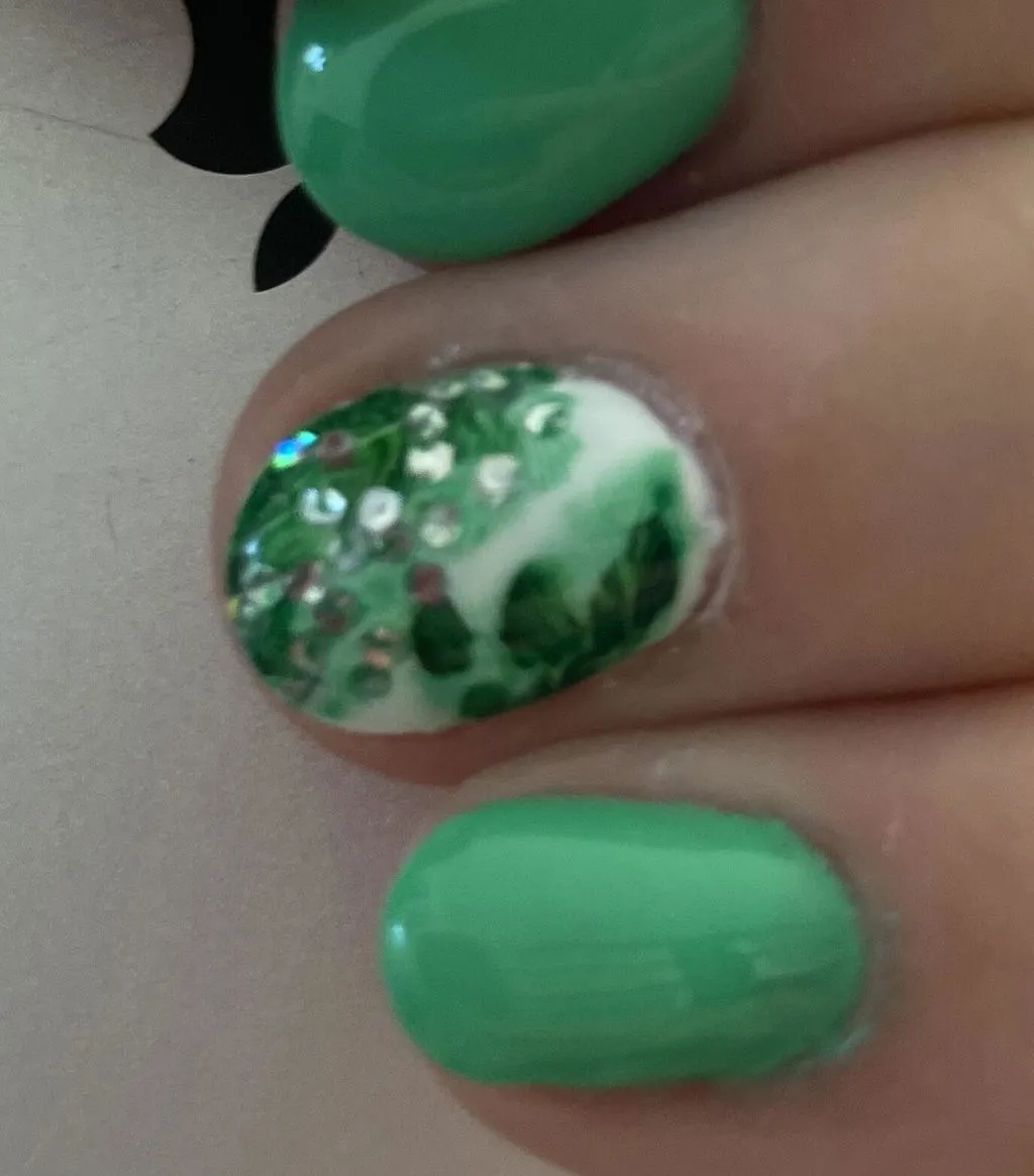 The Gel Collection 612 Peas gellakk 10 ml gressgrønn