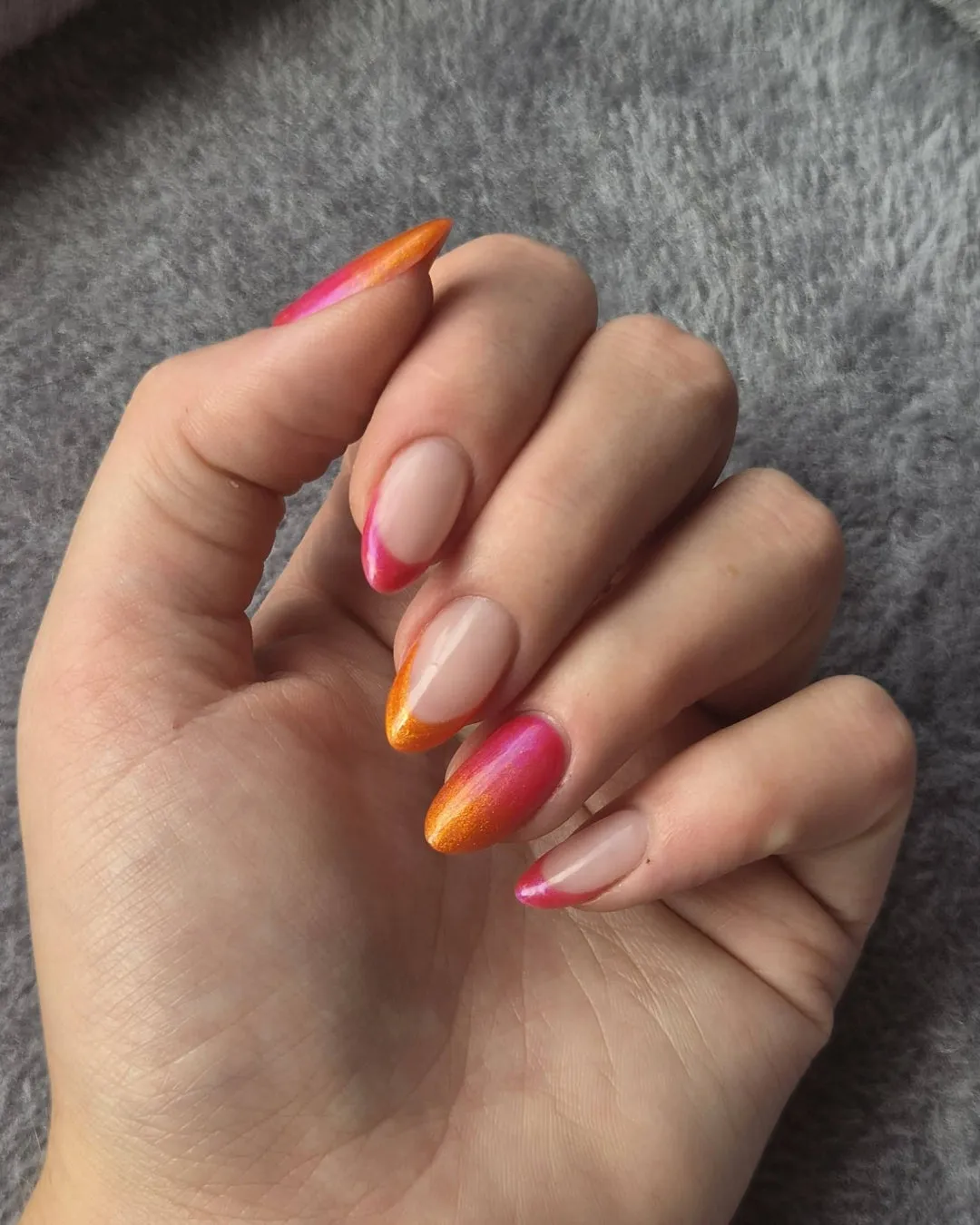 The Gel Collection 235 Showgirl gellakk glitter oransje