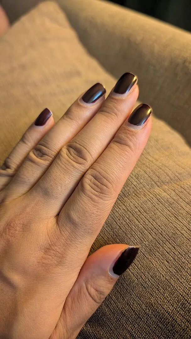 Nails Inc It’s Topless Billie 1-Step Gel neglelakk brun krem