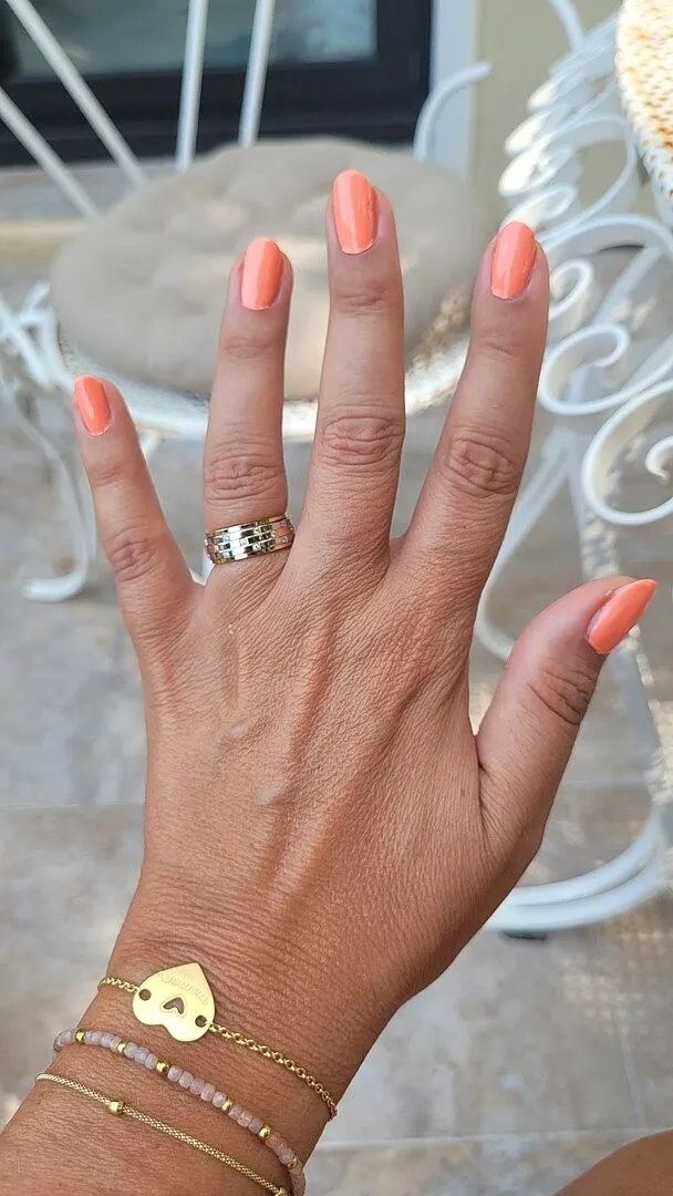 Manucurist Green Tangerine neglelakk lys neonoransje