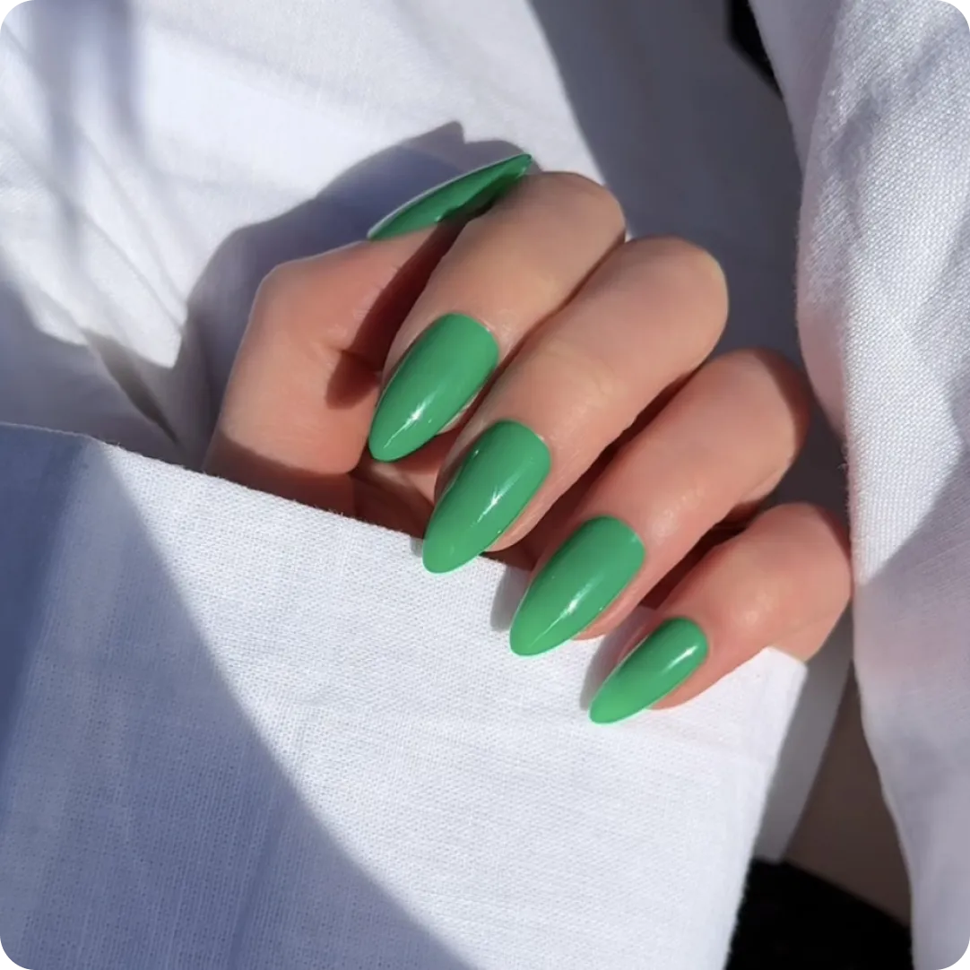 The Gel Collection 831 Garden Whisper gellakk lilla 10 ml