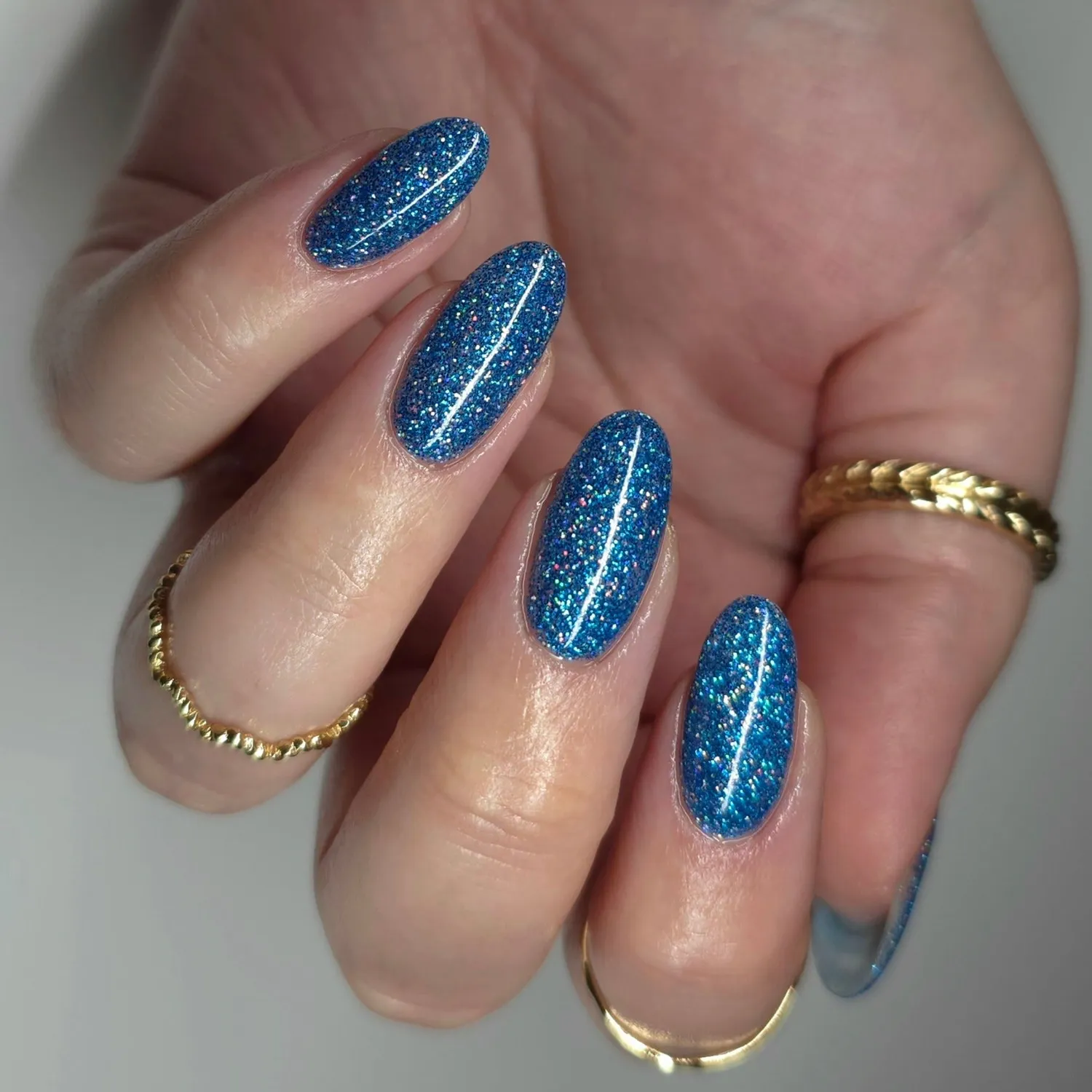 Light Elegance P+ Blast Off Blue gellakk blå glitter 10 ml