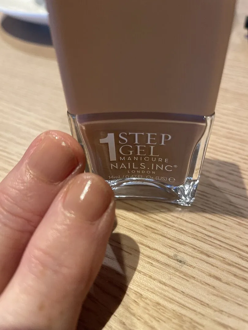 Nails Inc London Mykonos Beach neglelakk nude