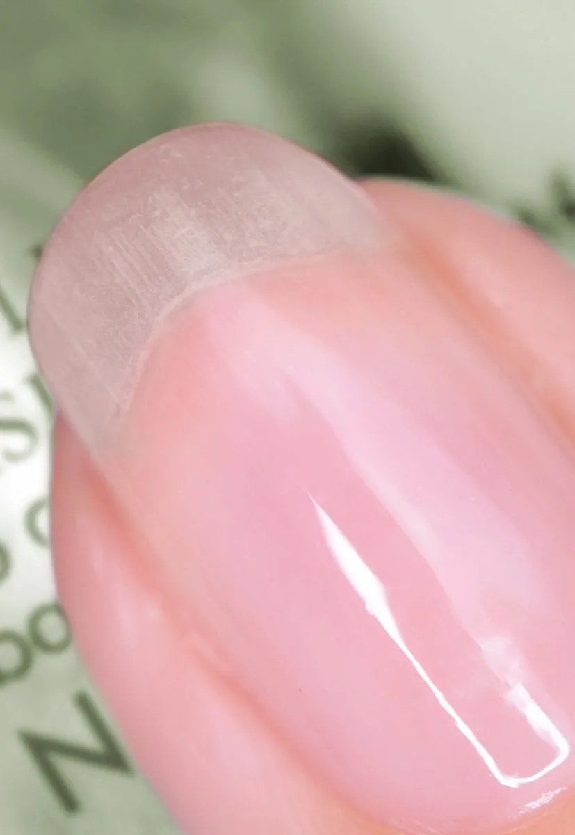 Nails Inc Plant Power base coat plantebasert vegansk